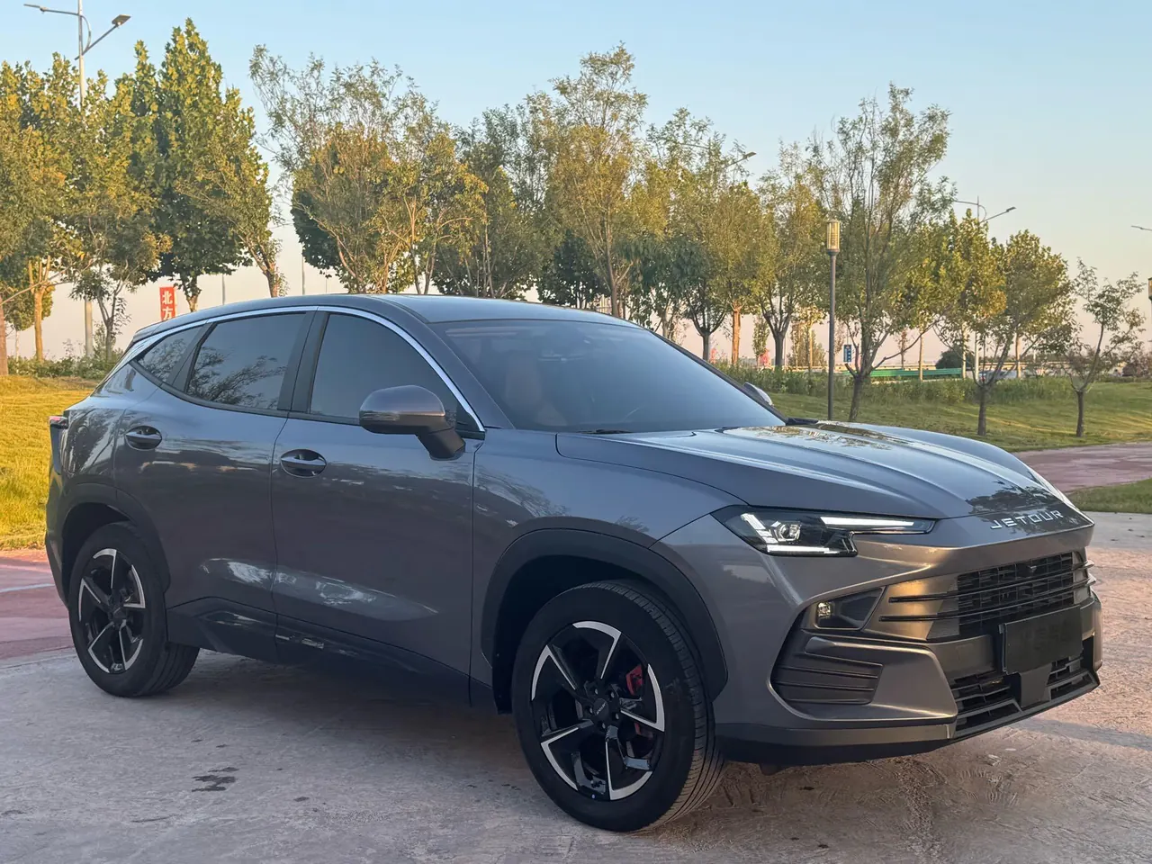 Jetour 2025 Dasheng 1.5T to Perfect Edition Automatic Gear 3