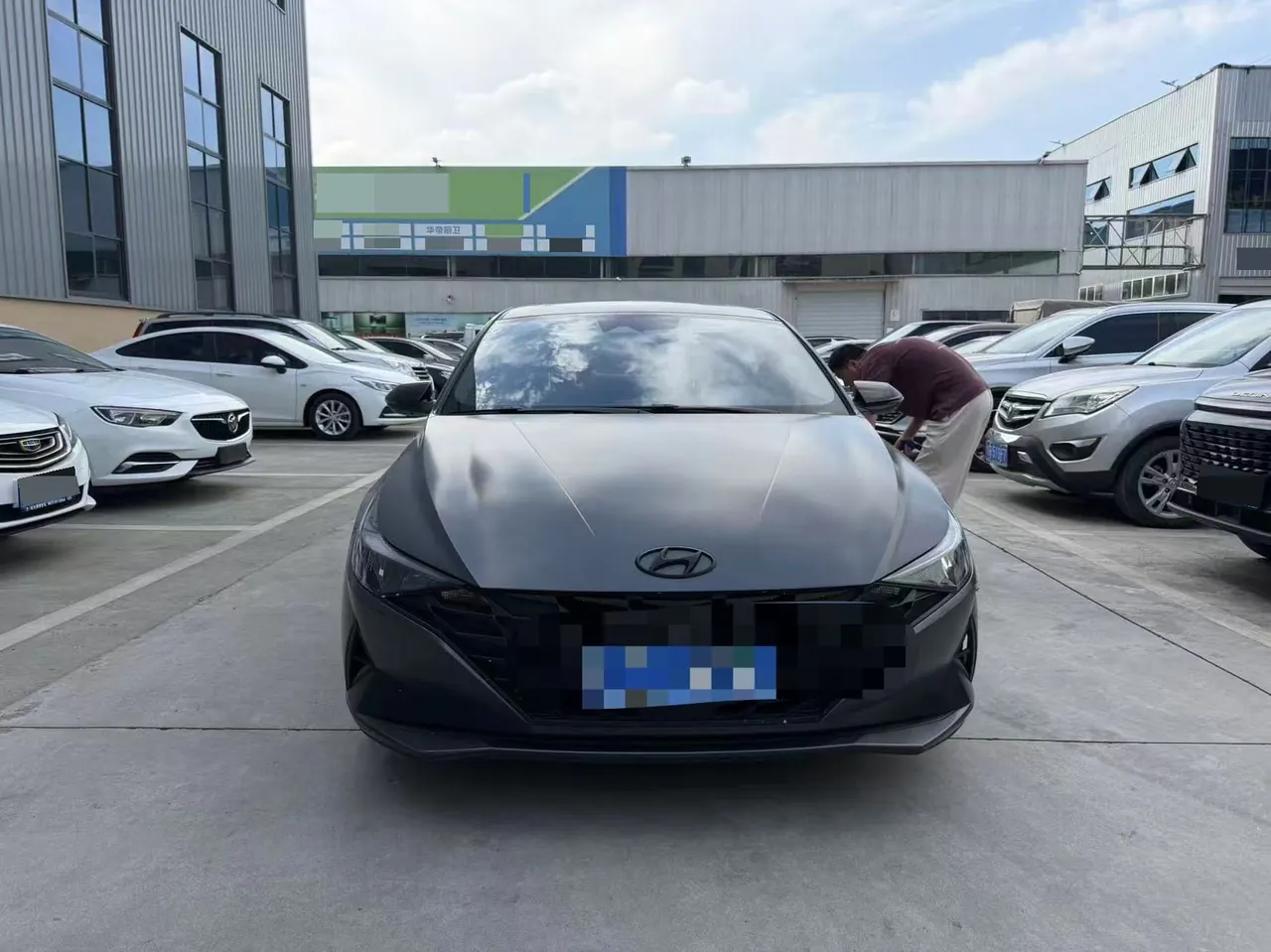 Hyundai 2022 Elantra -3-compartment 1.5 stepless LUX premium automatic gear 2