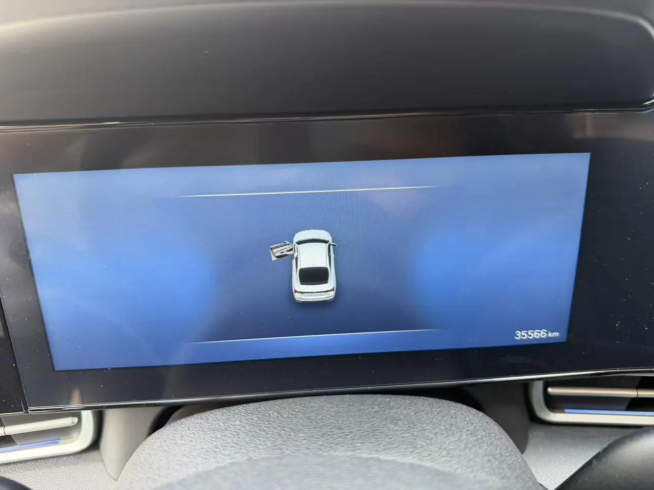 Hyundai 2022 Elantra -3-compartment 1.5 stepless LUX premium automatic gear 8