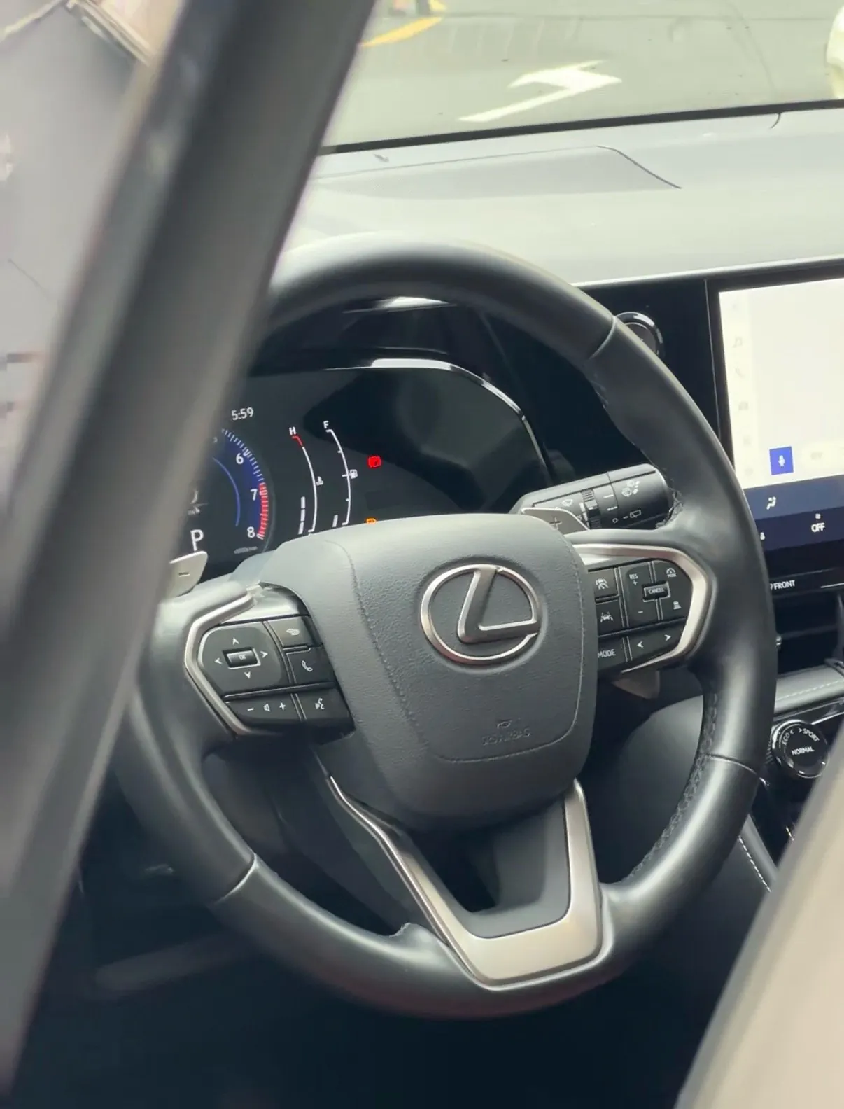 Lexus NX (Imported) 2022 NX260 2.5 Chuangchi Edition Automatic Gear 5