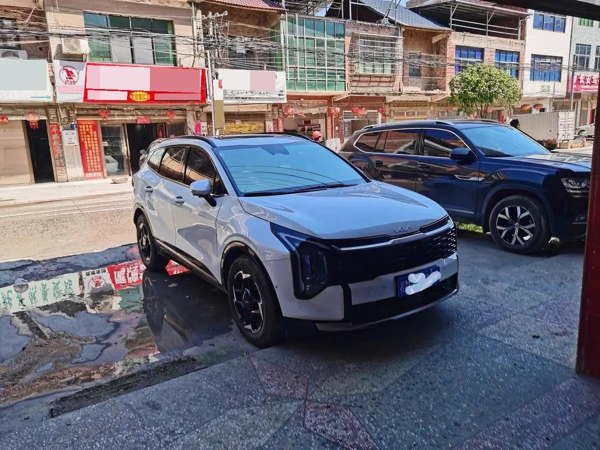Kia 2026 Lion Platinum Extension 1.5T Two-Drive Premium Edition Automatic Gear 9