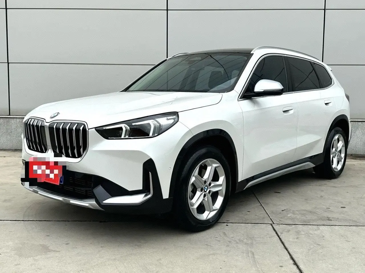 Open image lightbox: BMW 2023 X1 sDrive20Li 1.5T X Design Package Automatic Transmission
