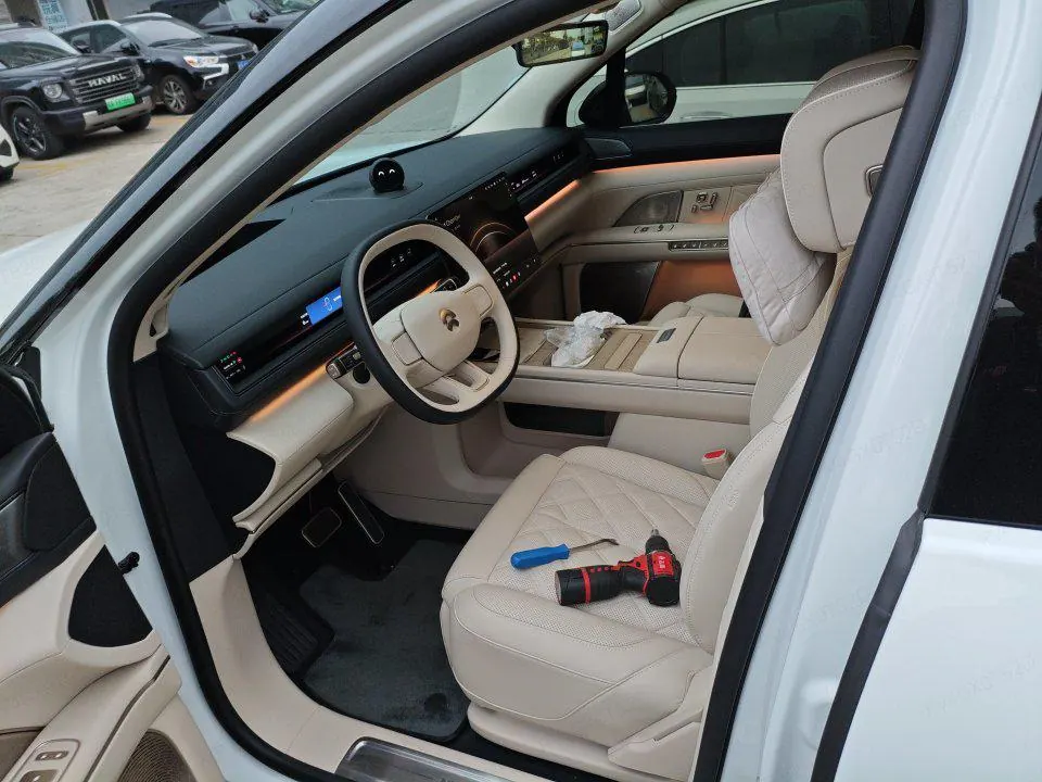 NIO 2026 ES8 5-seat Executive Deluxe Automatic Gear 5