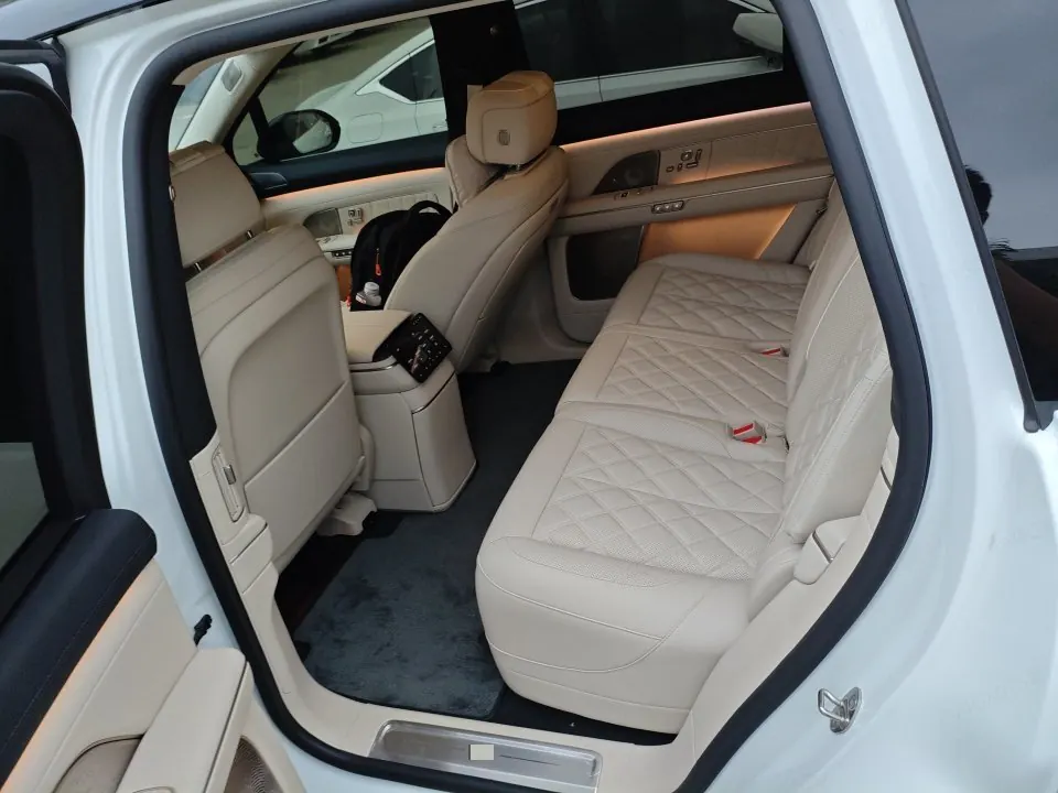 NIO 2026 ES8 5-seat Executive Deluxe Automatic Gear 6