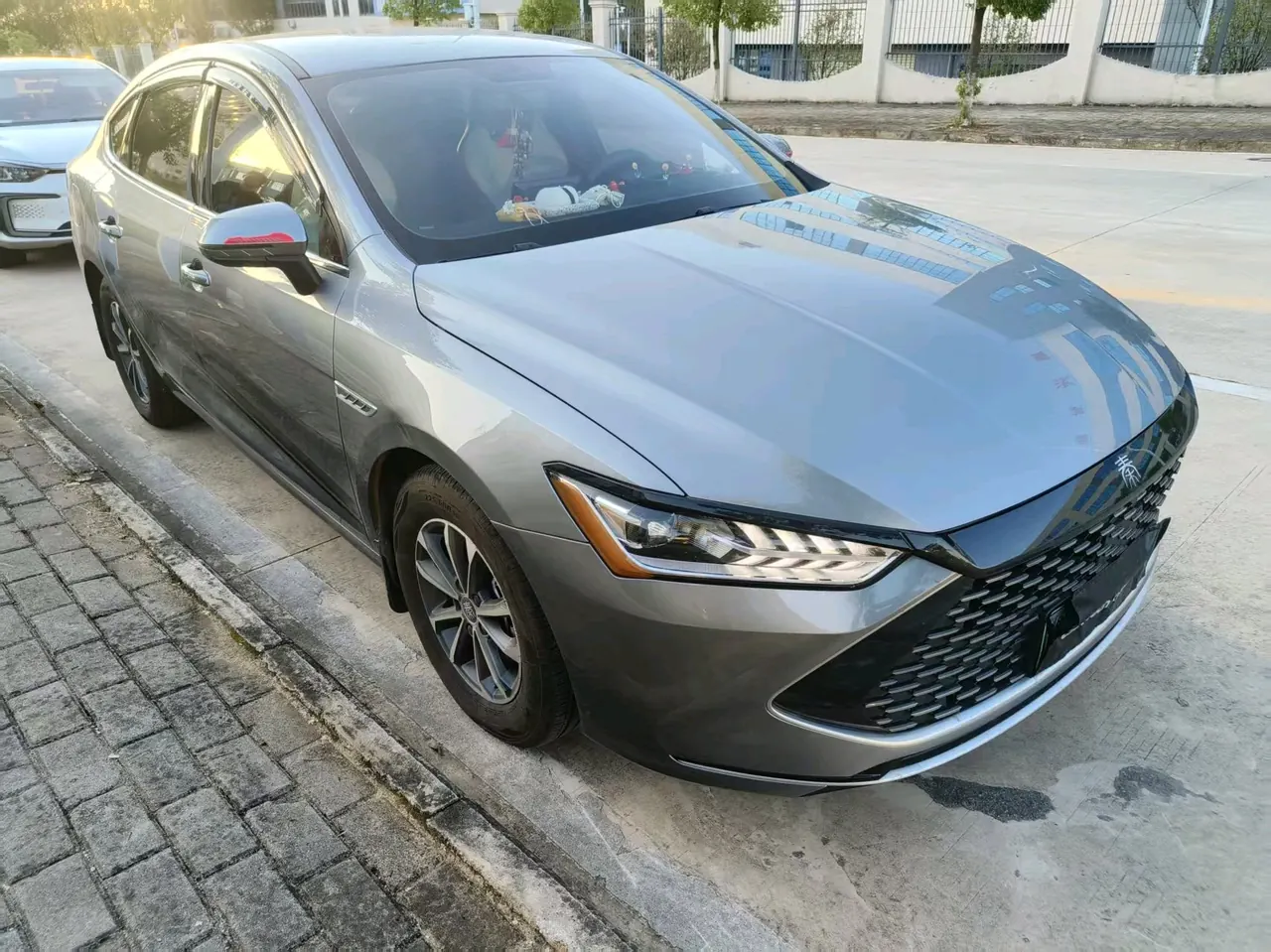 BYD 2023 Qin PLUS DM-i 1.5 stepless champion version Exceed 55KM automatic gear 2
