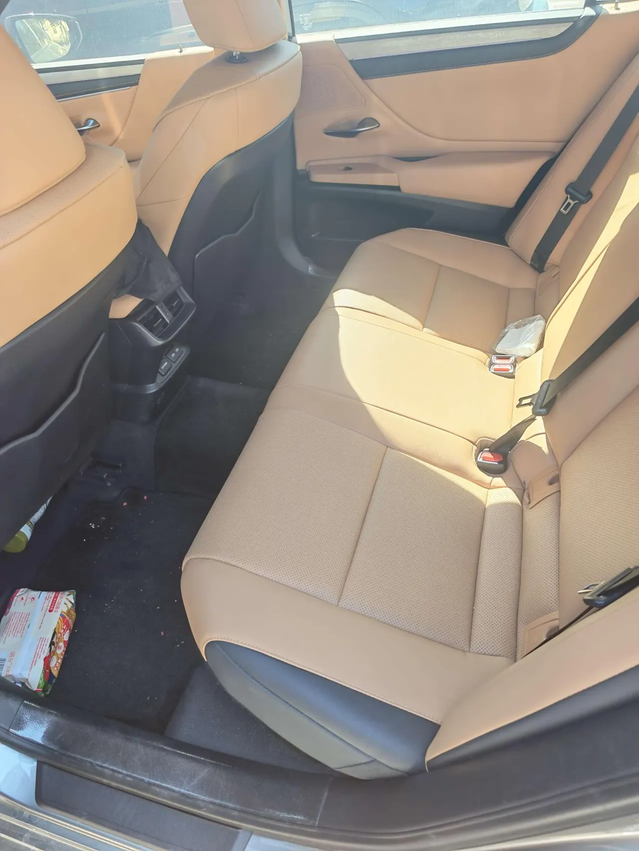 Lexus ES (Imported) 2022 ES300h 2.5 Stepless Premium Edition Automatic Gear 5