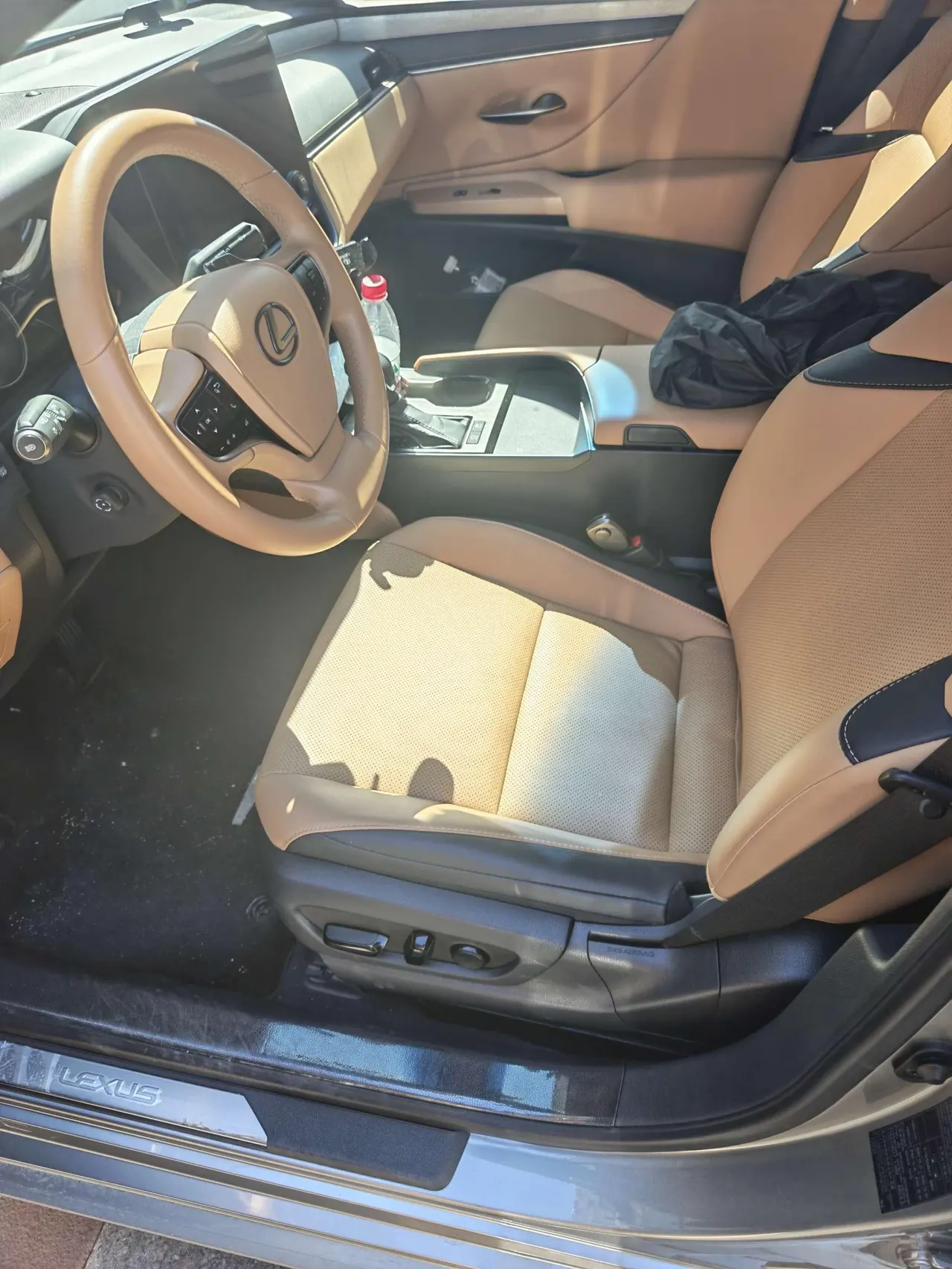 Lexus ES (Imported) 2022 ES300h 2.5 Stepless Premium Edition Automatic Gear 6