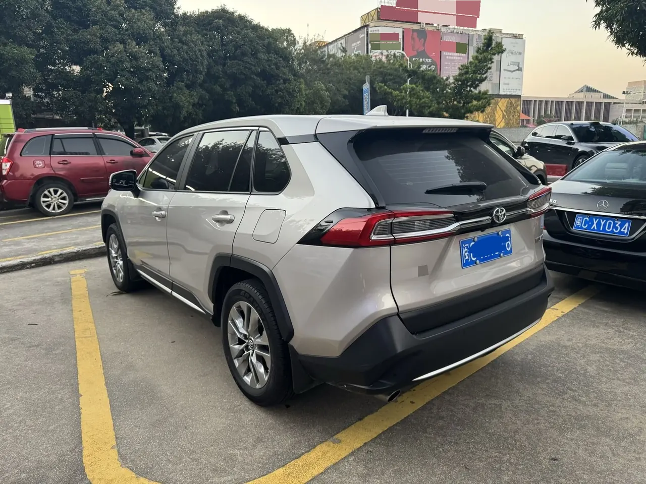 Toyota 2022 Willanda 2.0 Stepless Two-Drive Luxury PLUS Edition Automatic Gear 4