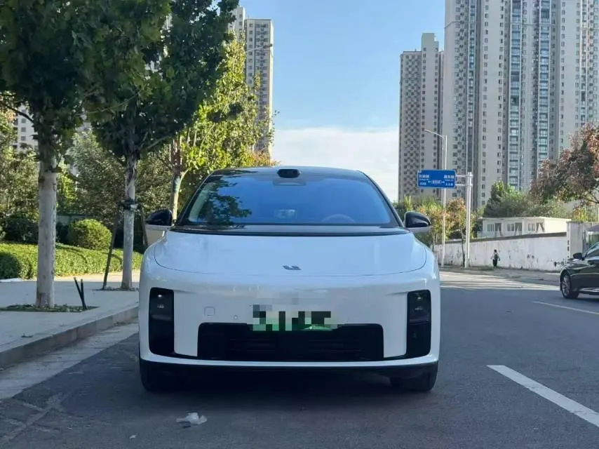 Li 2025 i8 Standard Edition Automatic Gear 3