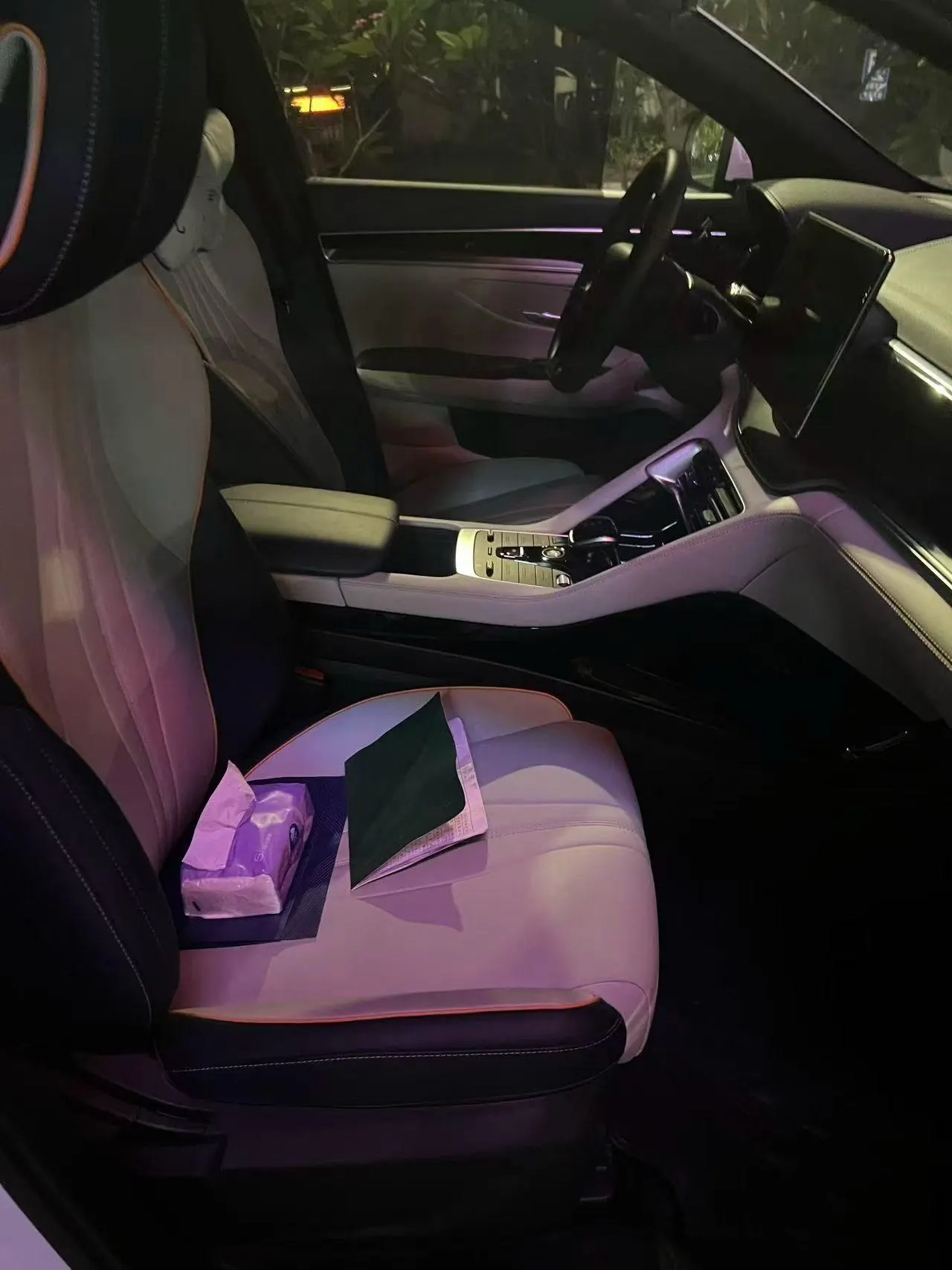 BYD Song PLUS New Energy 2022 Song PLUS DM-i 1.5 Stepless 110KM Flagship PLUS 5G Edition Automatic Gear 2