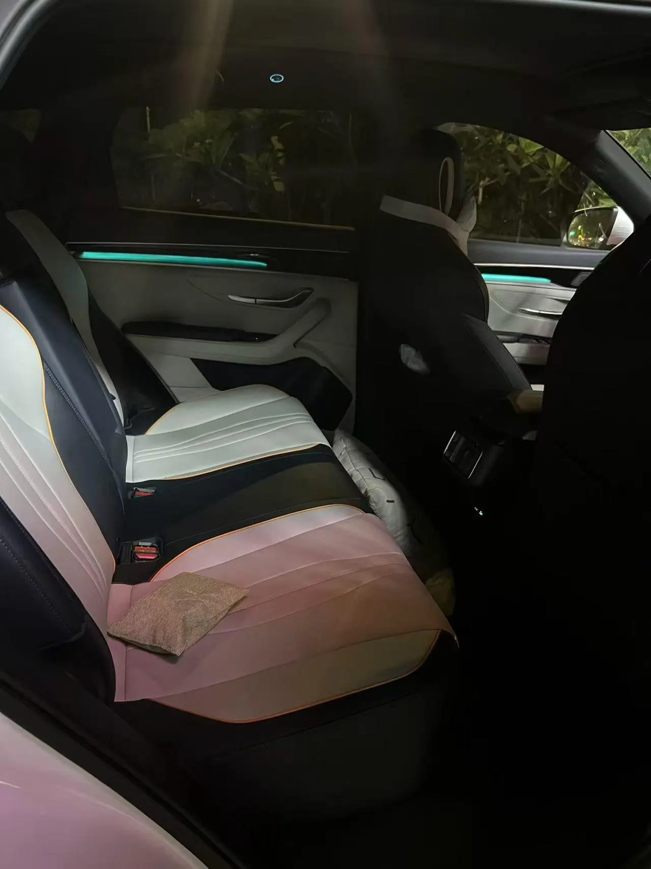 BYD Song PLUS New Energy 2022 Song PLUS DM-i 1.5 Stepless 110KM Flagship PLUS 5G Edition Automatic Gear 3