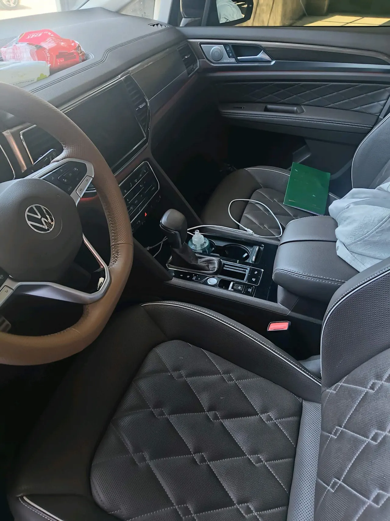 Volkswagen 2020 Wei (Viloran) 2.0TSI 380TSI Premium Edition Automatic Gear 3