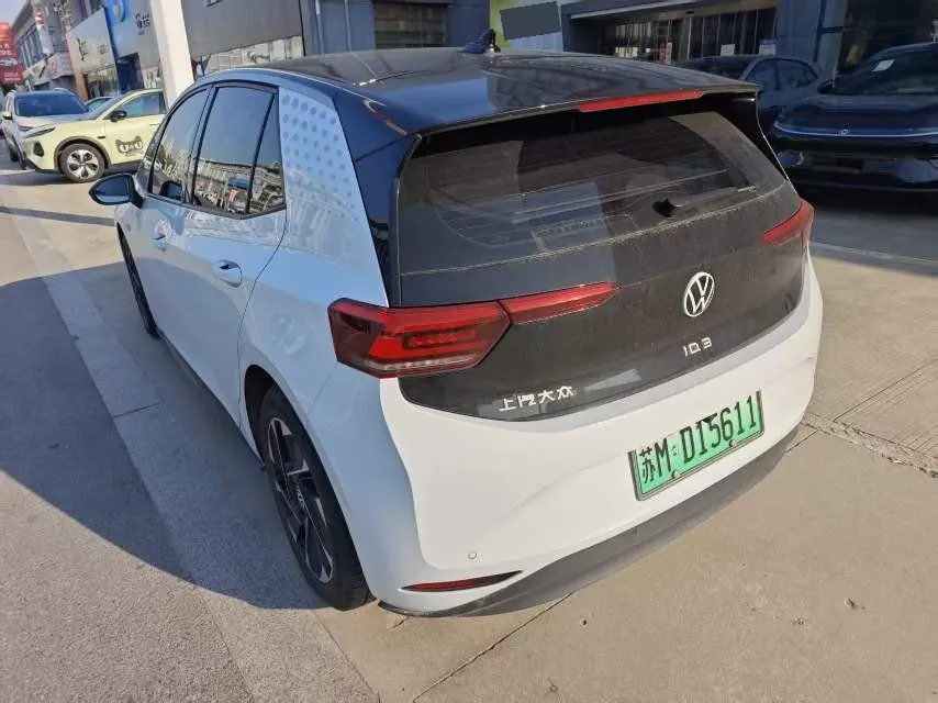 Volkswagen 2022 ID. 3 Pure pure version automatic gear 4