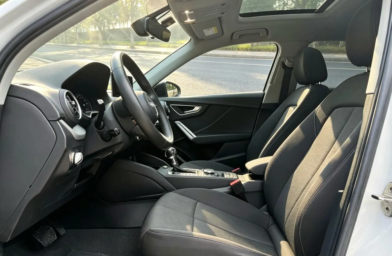 Audi 2020 Q2L 1.4TFSI 35TFSI Aggressive Dynamic Automatic 4