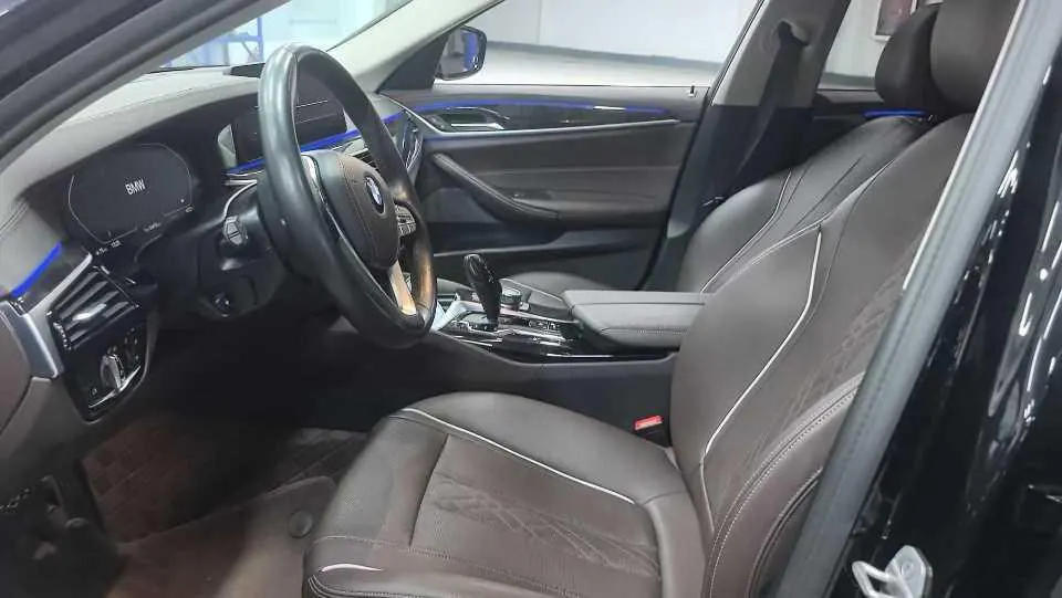 BMW 5 Series 2022 525Li 2.0T Luxury Suit (Modified) Automatic Gear 3
