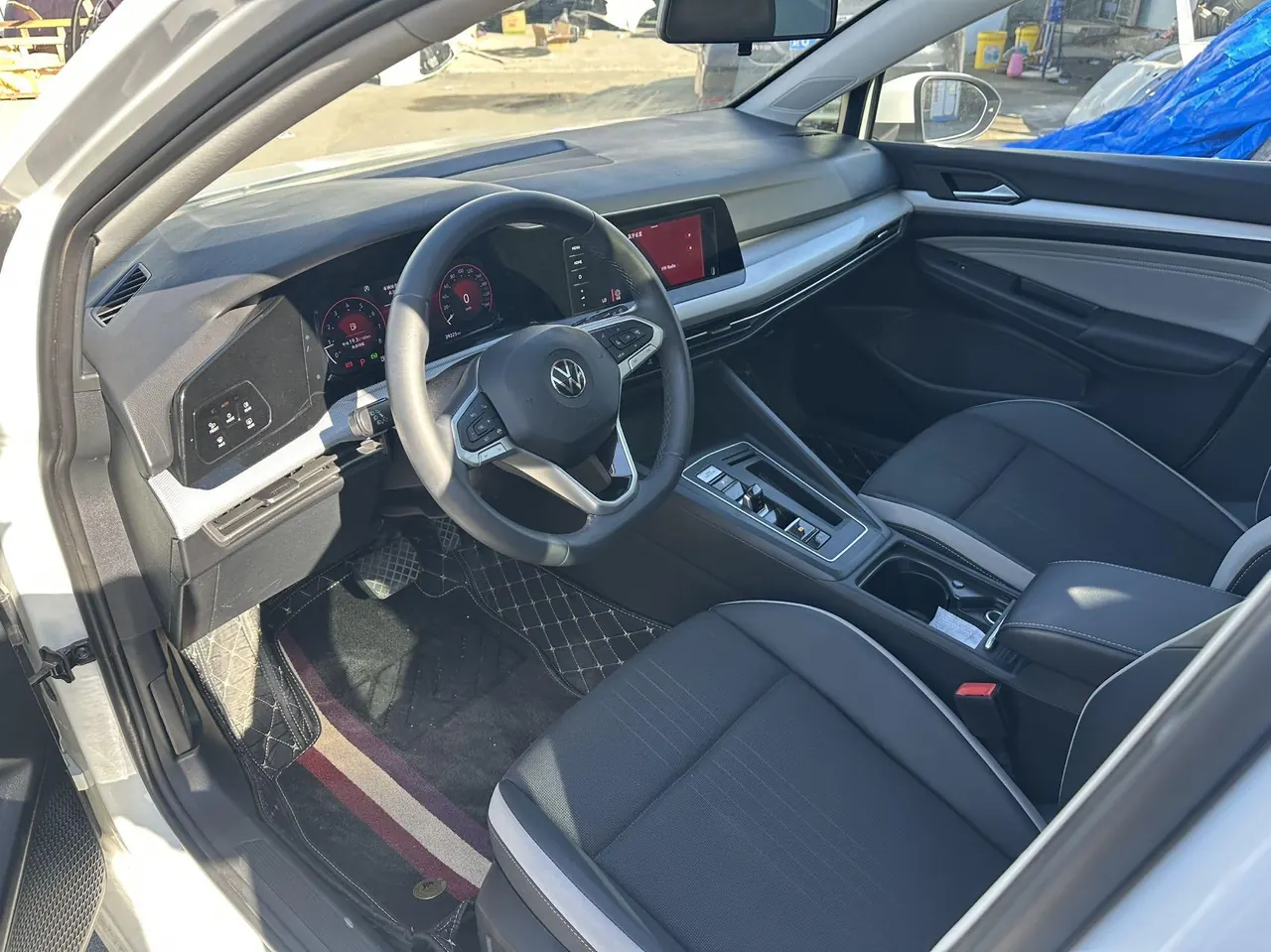 Volkswagen 2021 Golf 8 PRO 1.4TSI 280TSI Automatic 3