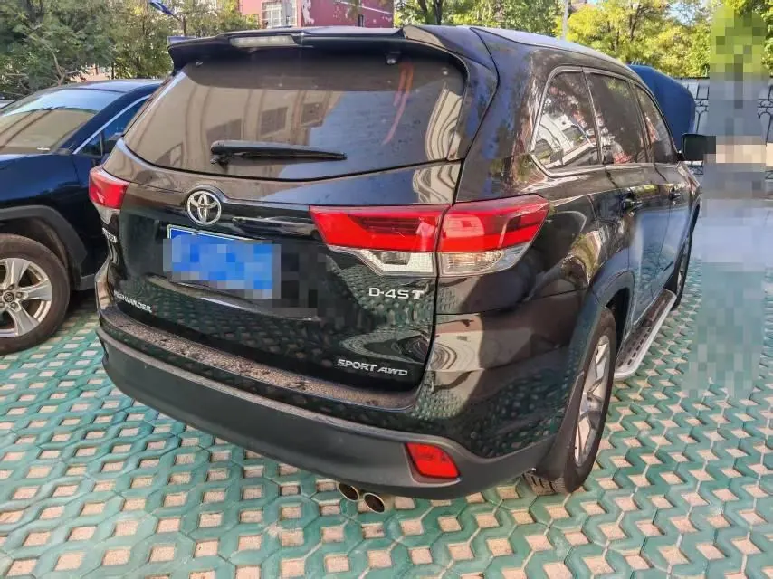 Toyota 2021 Highlander 2.0T 4-wheel drive Premium Edition 7-seat Automatic Gear 7