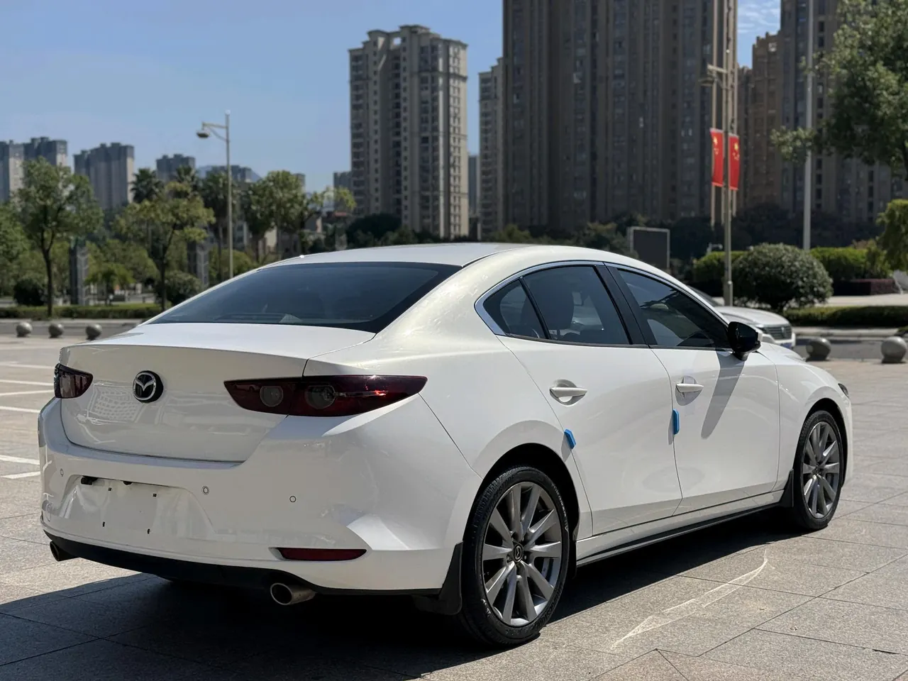 Mazda 3 Oncorsela 2020 Mazda 3 Oncorsela-sedan 2.0 quality dazzle version automatic transmission 6