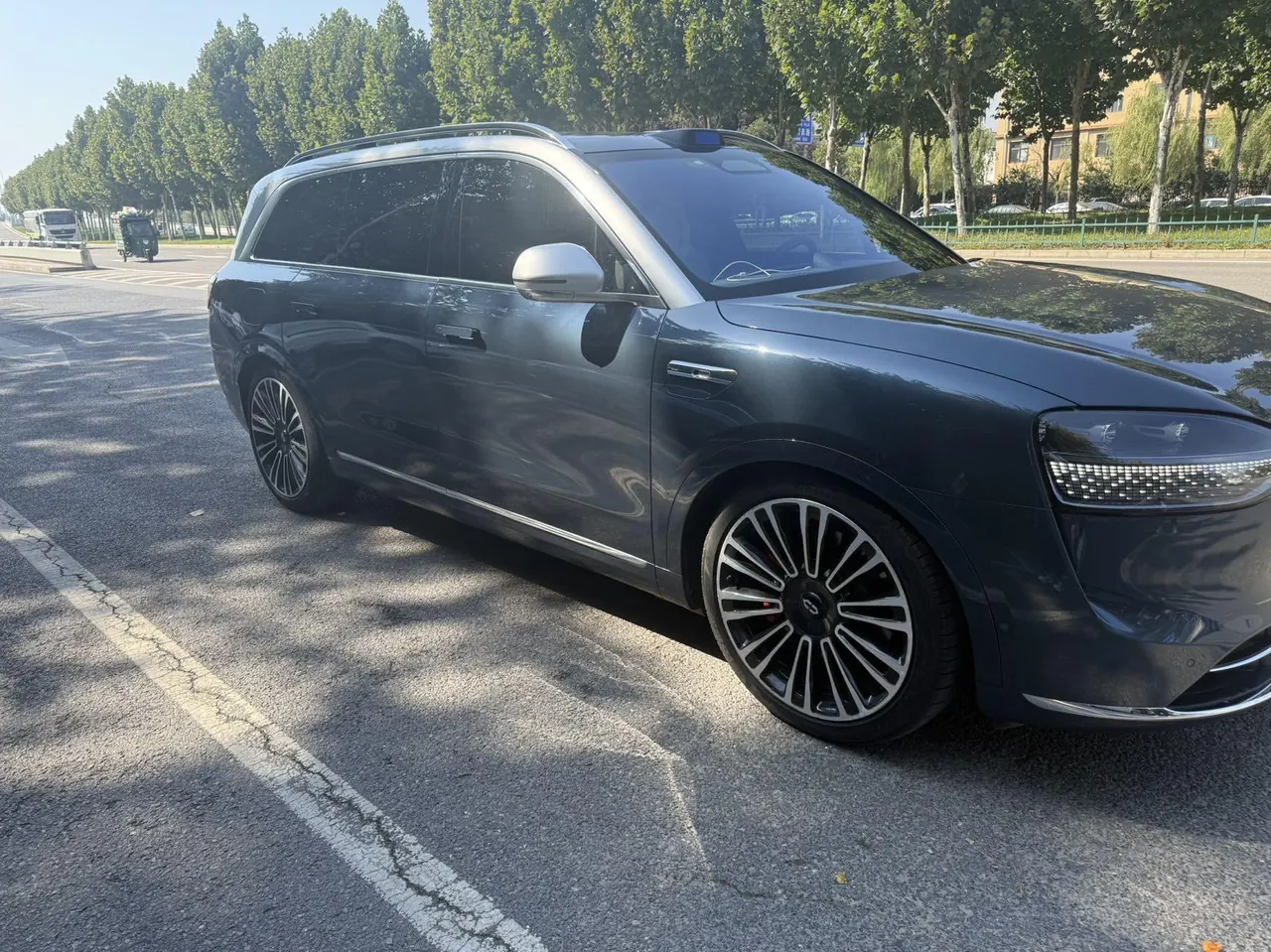 AITO 2024 AITO M9 extended range Ultra 42kWh automatic gear 3