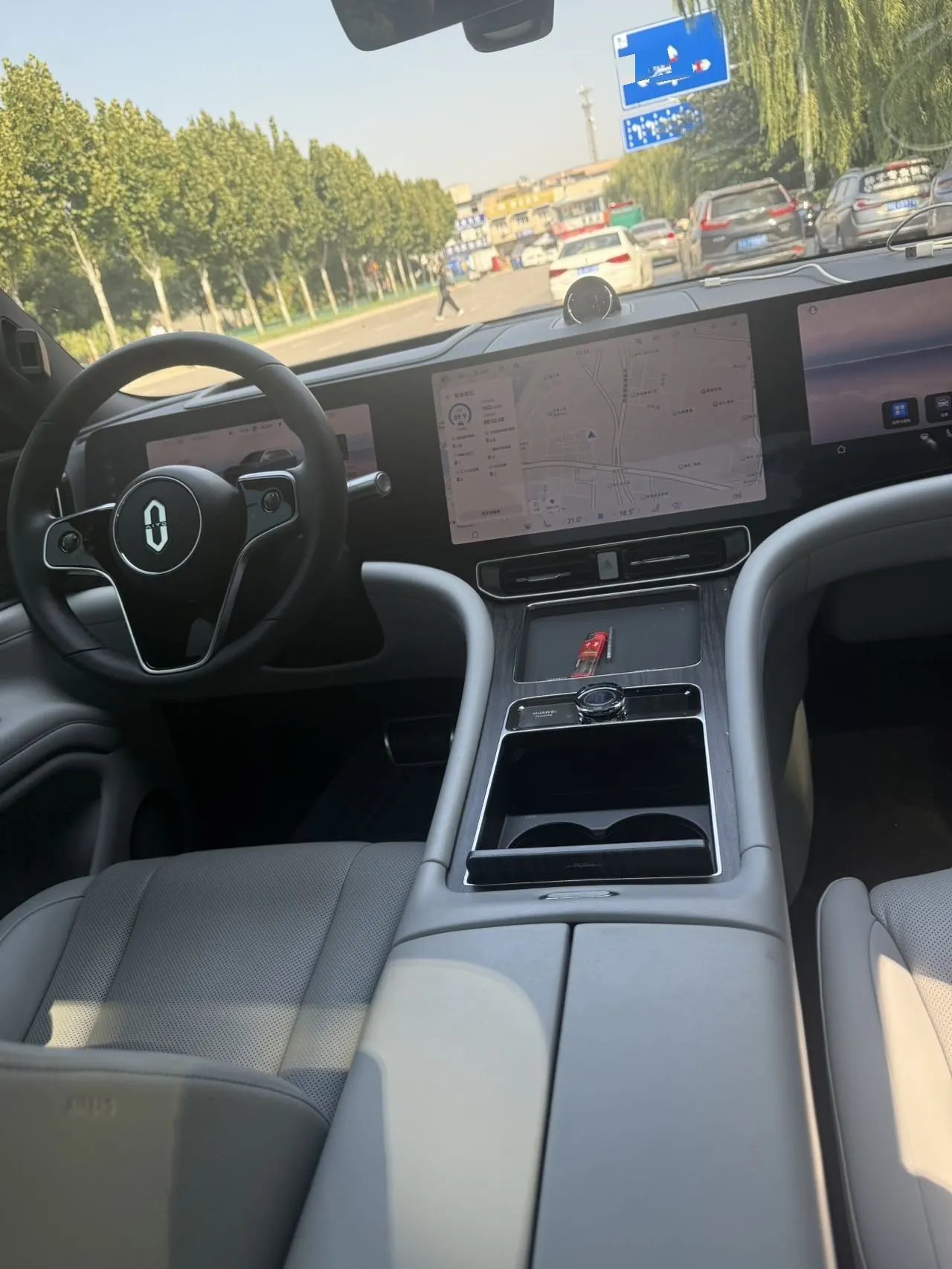 AITO 2024 AITO M9 extended range Ultra 42kWh automatic gear 6