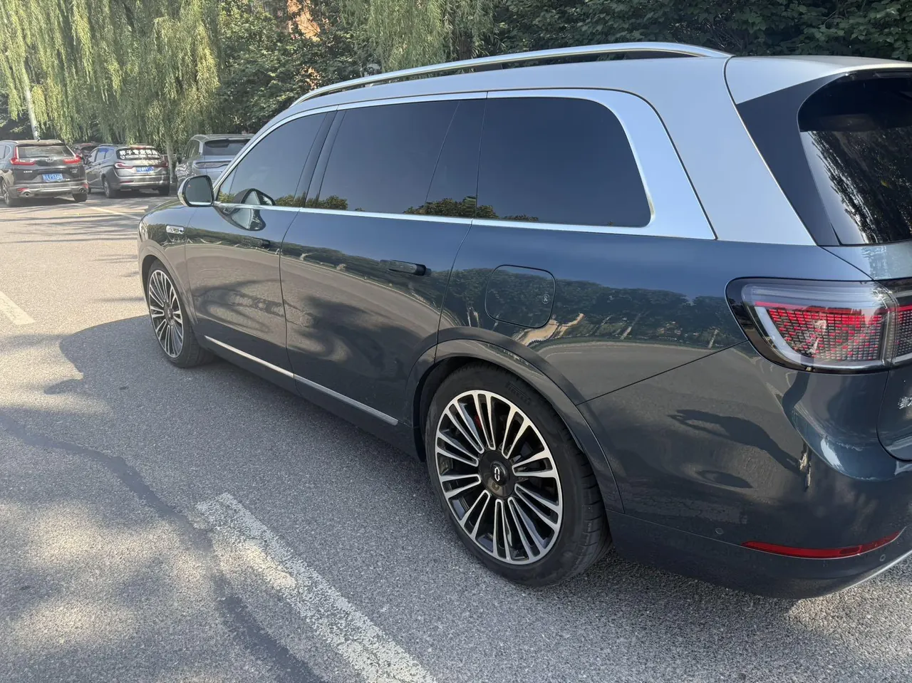 AITO 2024 AITO M9 extended range Ultra 42kWh automatic gear 9