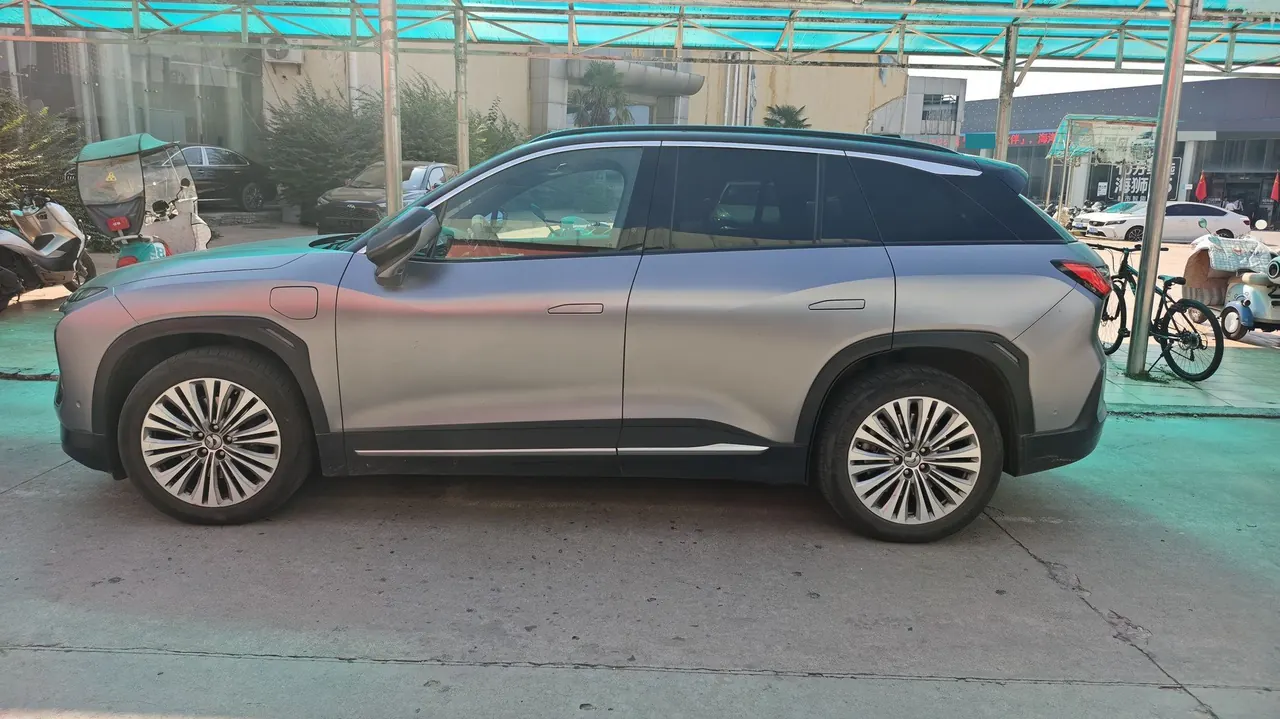 NIO 2020 ES 6 600KM Sports Edition Automatic Gear 3