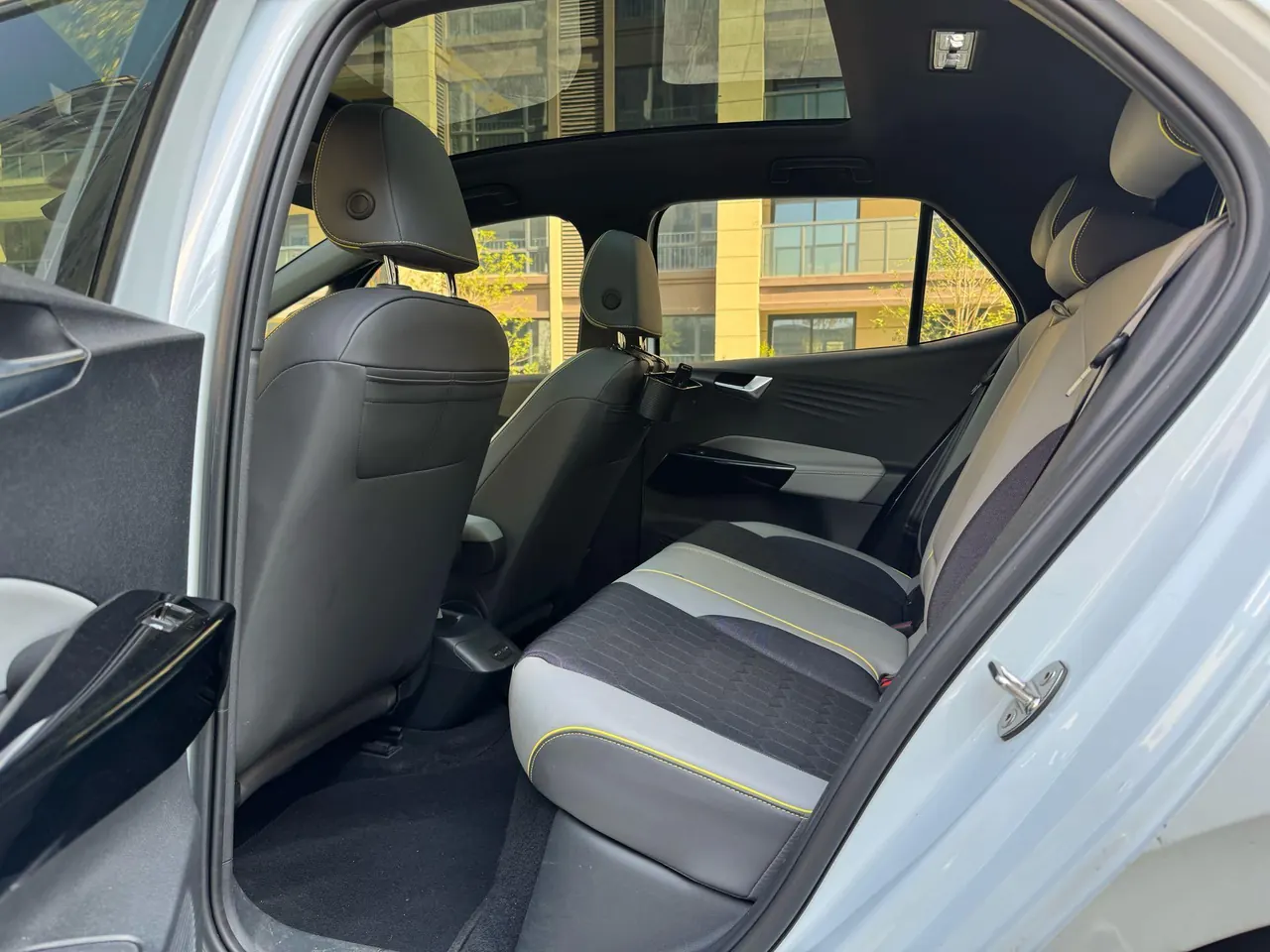Volkswagen 2022 ID. 3 Pro Ultimate Edition Automatic Transmission 4