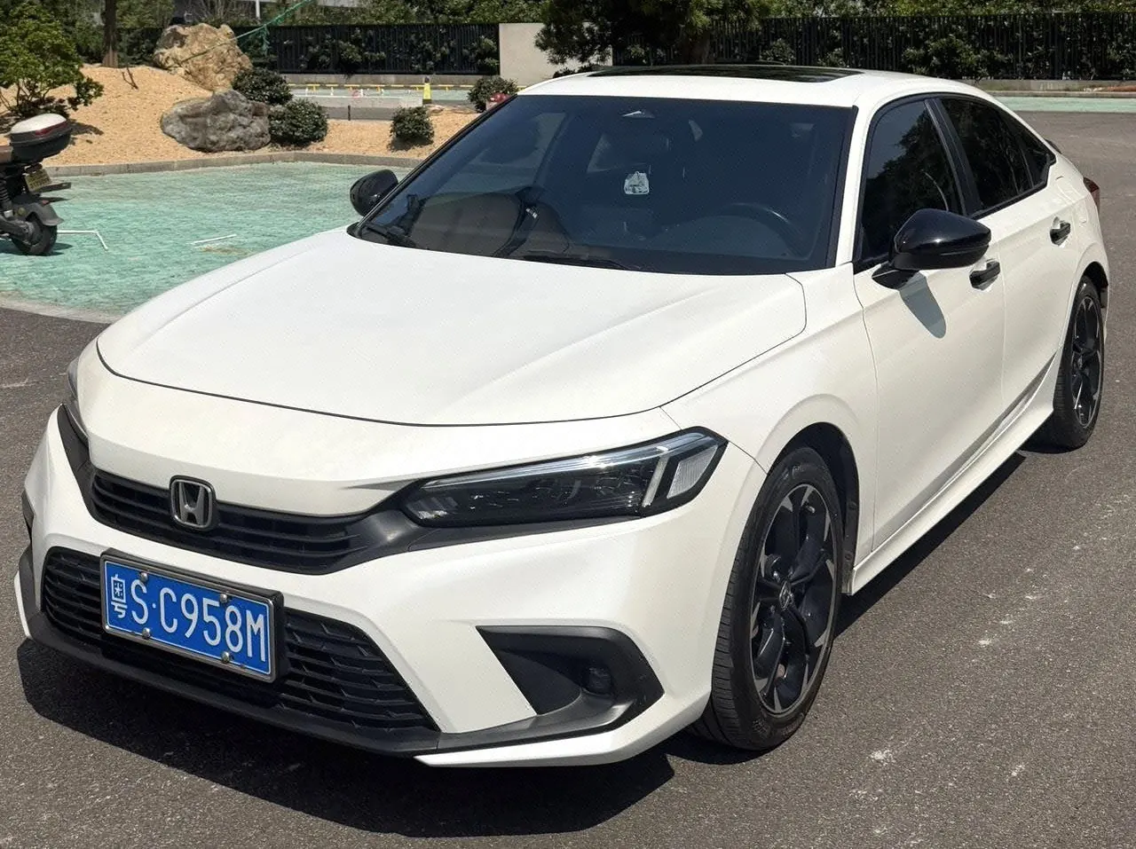 Open image lightbox: Honda 2022 Civic 1.5T Stepless 240TURBO Combustion Edition Automatic Gear