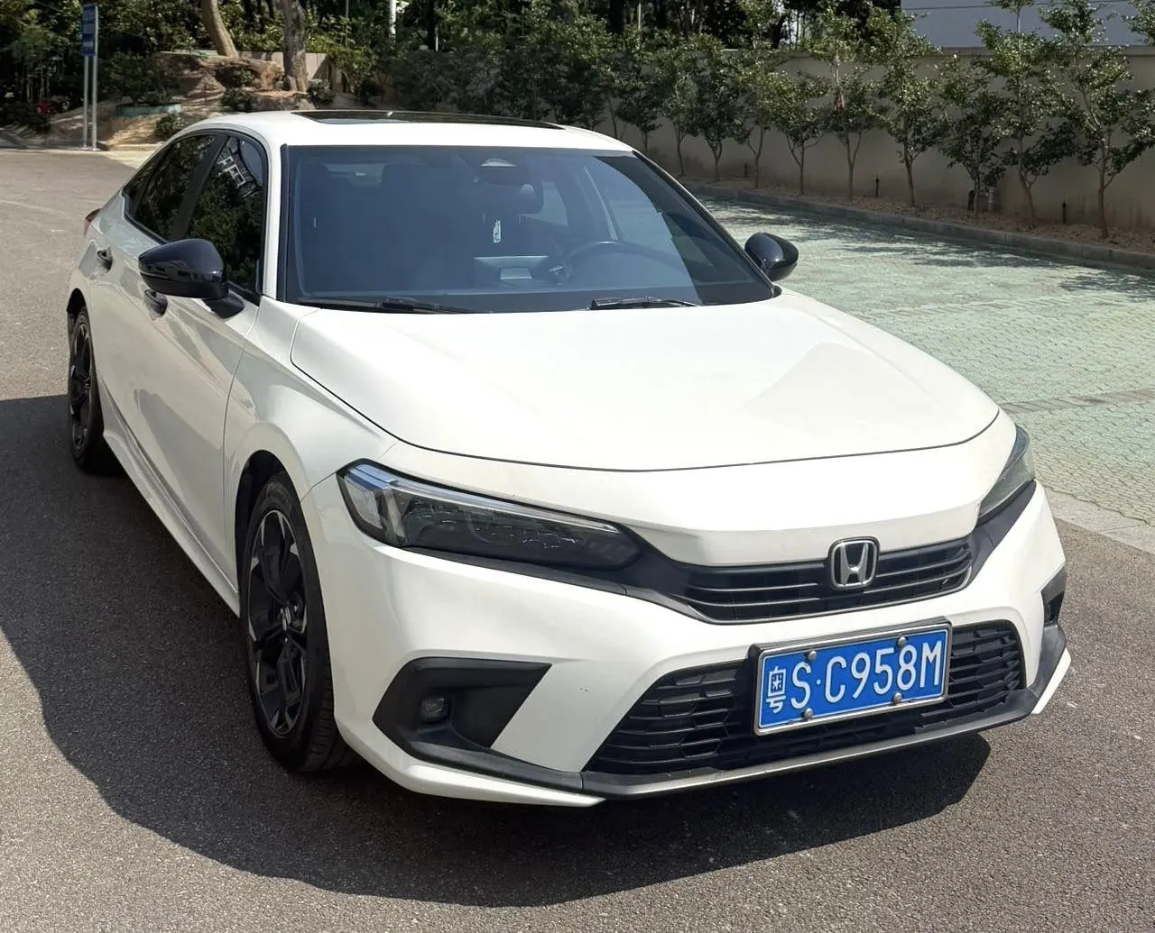 Honda 2022 Civic 1.5T Stepless 240TURBO Combustion Edition Automatic Gear 2
