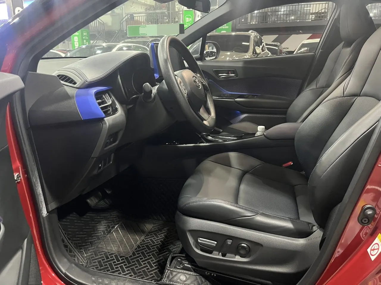Toyota 2020 C- HR 2.0 stepless leading version of automatic gear 4