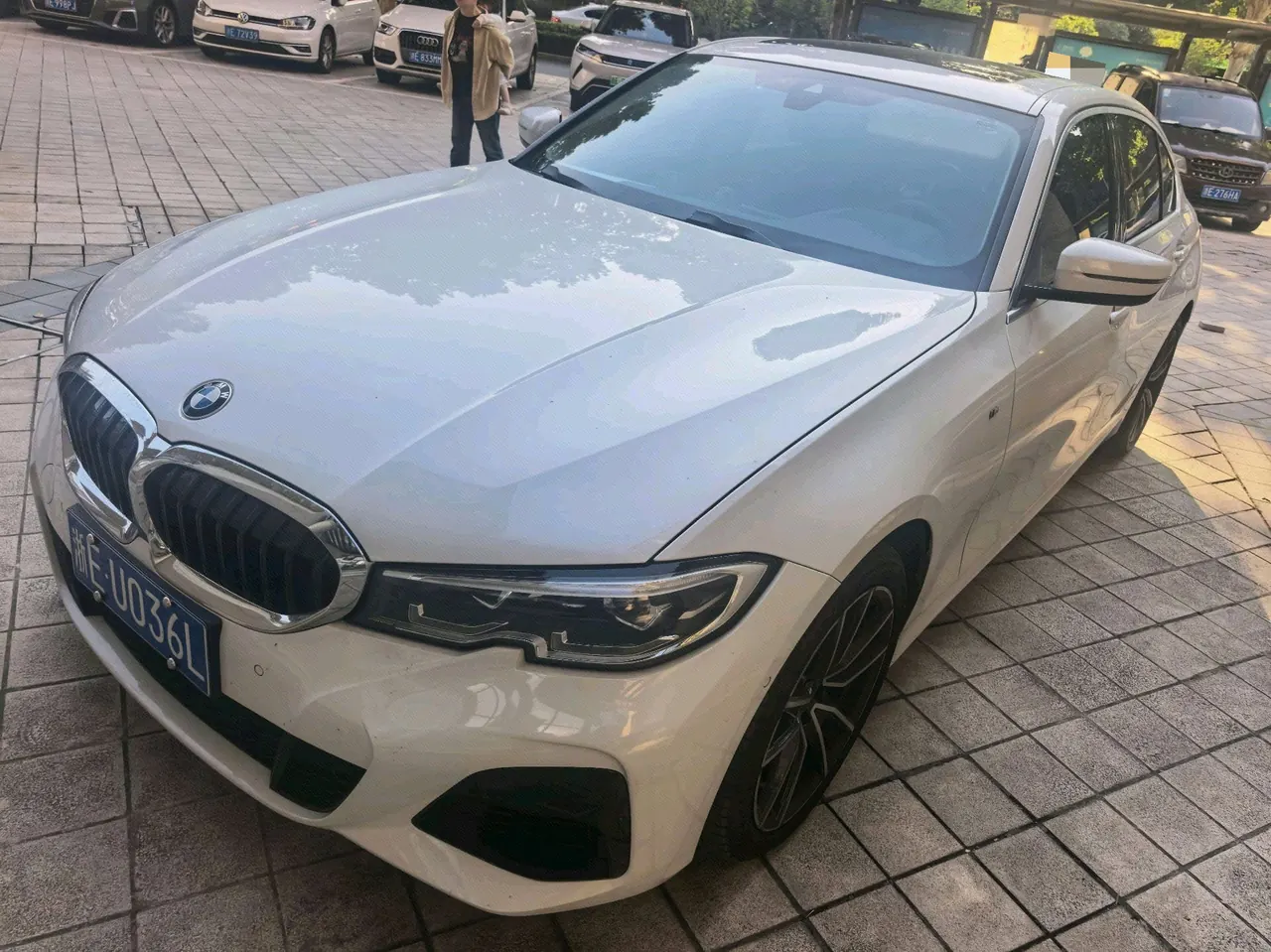 Open image lightbox: BMW 3 Series 2020 325Li 2.0T M Sports Suit Automatic Gear
