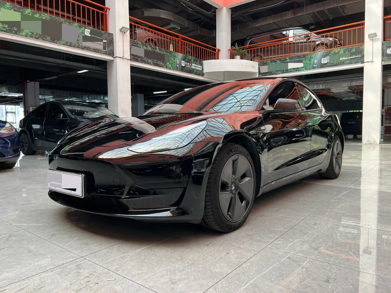 Open image lightbox: Tesla 2022 Model 3 rear-wheel drive version of automatic transmission