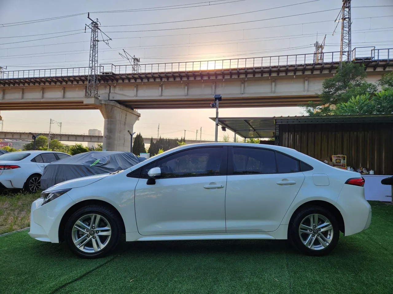 Toyota 2022 Lei Ling 1.2T Stepless 185T Deluxe Automatic Gear 7