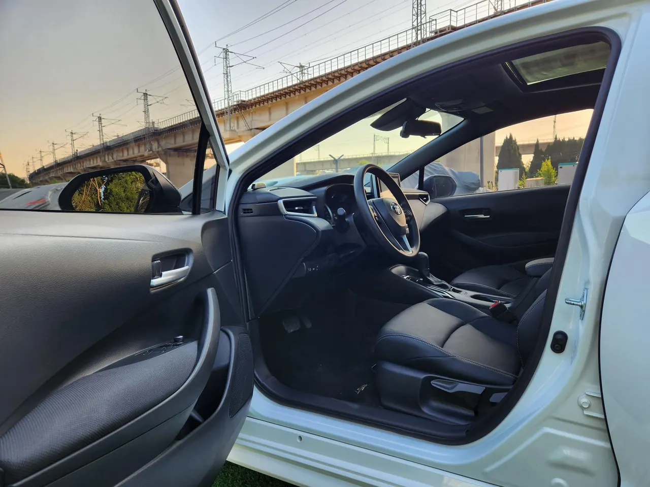 Toyota 2022 Lei Ling 1.2T Stepless 185T Deluxe Automatic Gear 8