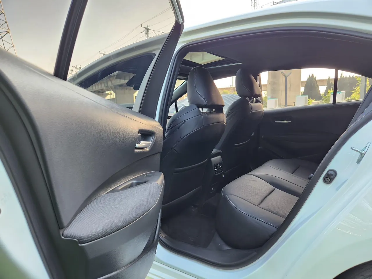 Toyota 2022 Lei Ling 1.2T Stepless 185T Deluxe Automatic Gear 9