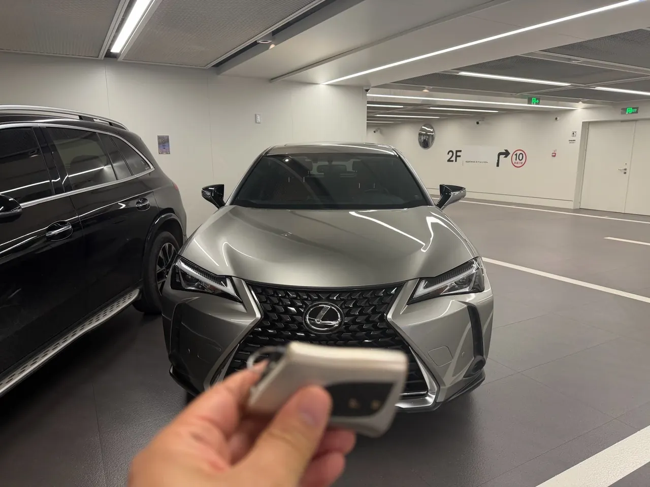 Lexus UX (Imported) 2020 UX200 2.0 Stepless Special Edition Automatic Gear 5