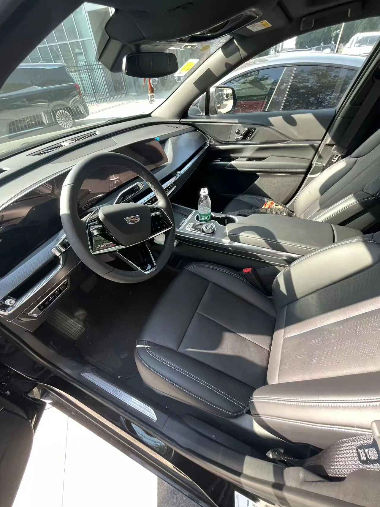 Cadillac 2026 XT5 48V 2.0T Luxury Automatic Gear 5