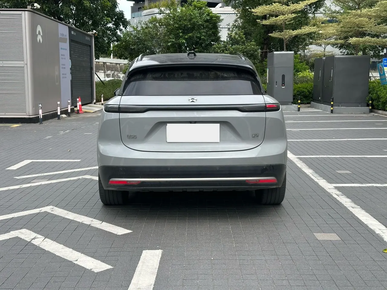 NIO 2024 ES6 75kWh automatic gear 3