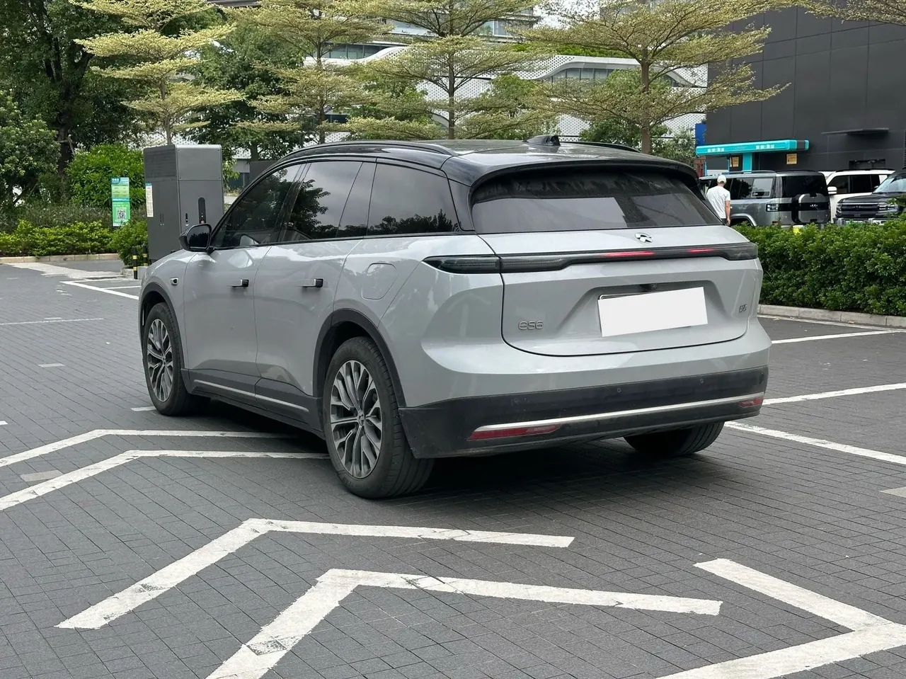 NIO 2024 ES6 75kWh automatic gear 8