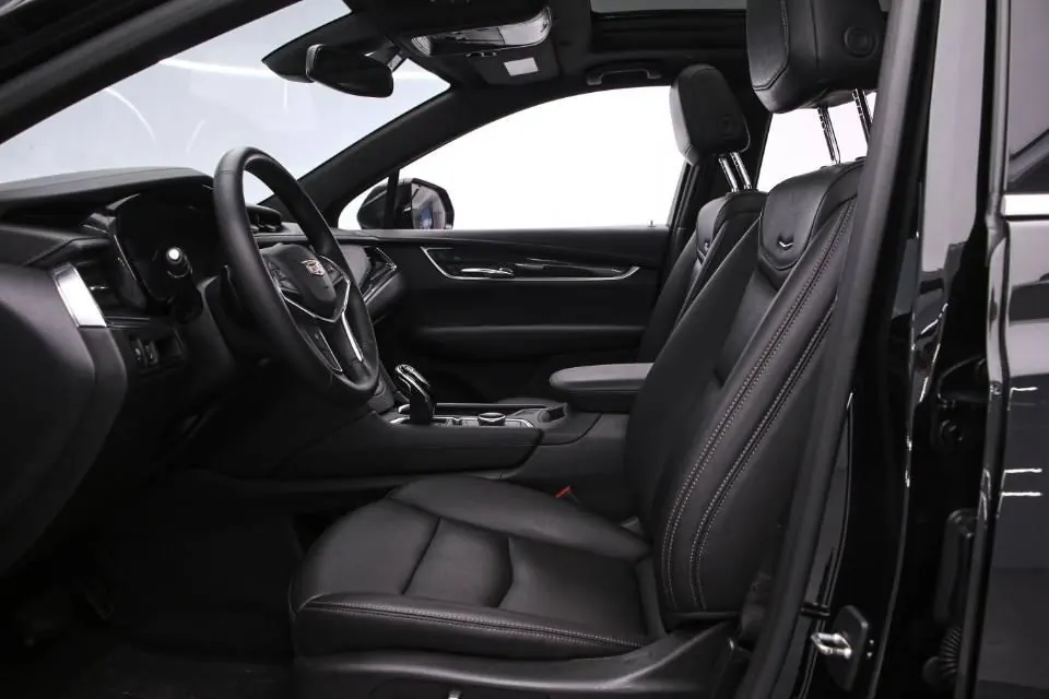 Cadillac 2021 XT5 48V 2.0T 4-wheel drive luxury automatic gear 5
