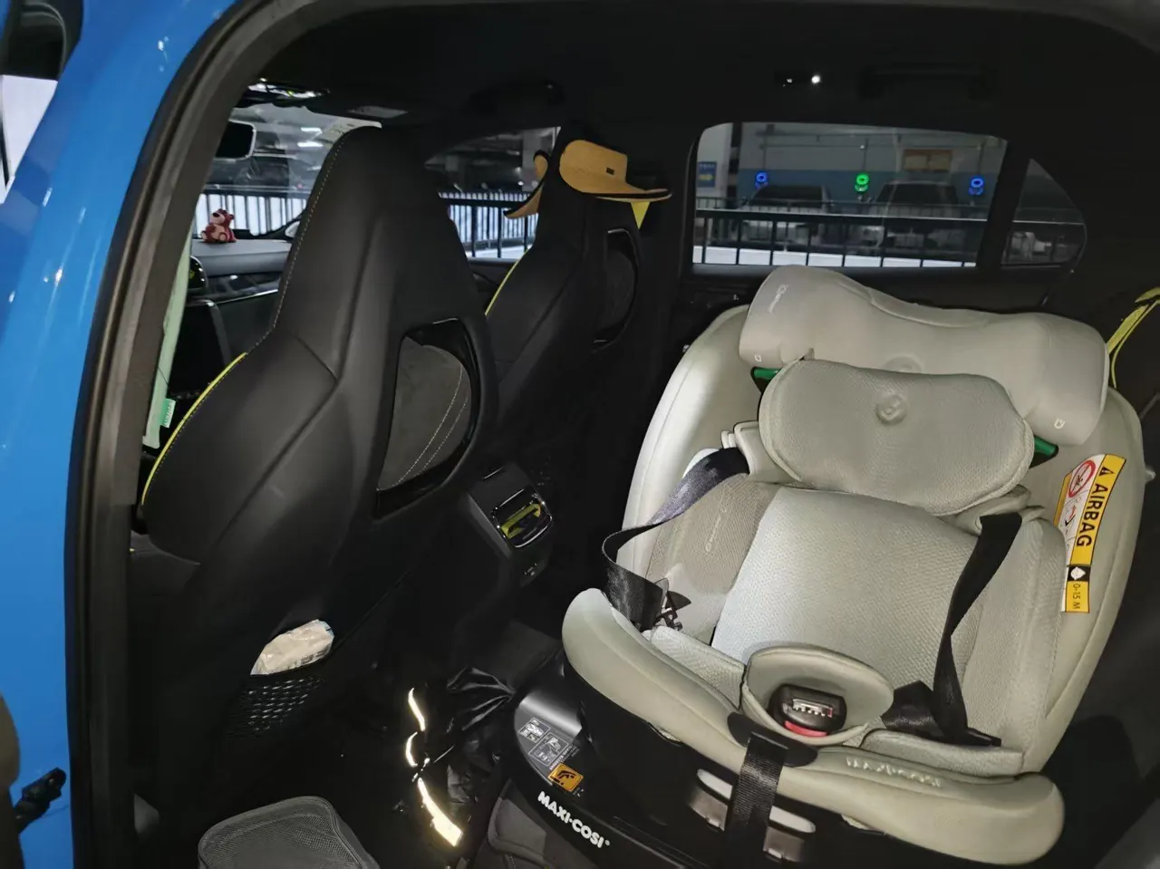 LYNK&amp;CO 2022 LYNK&amp;CO 03 2.0T Cyan customized performance package automatic gear 4
