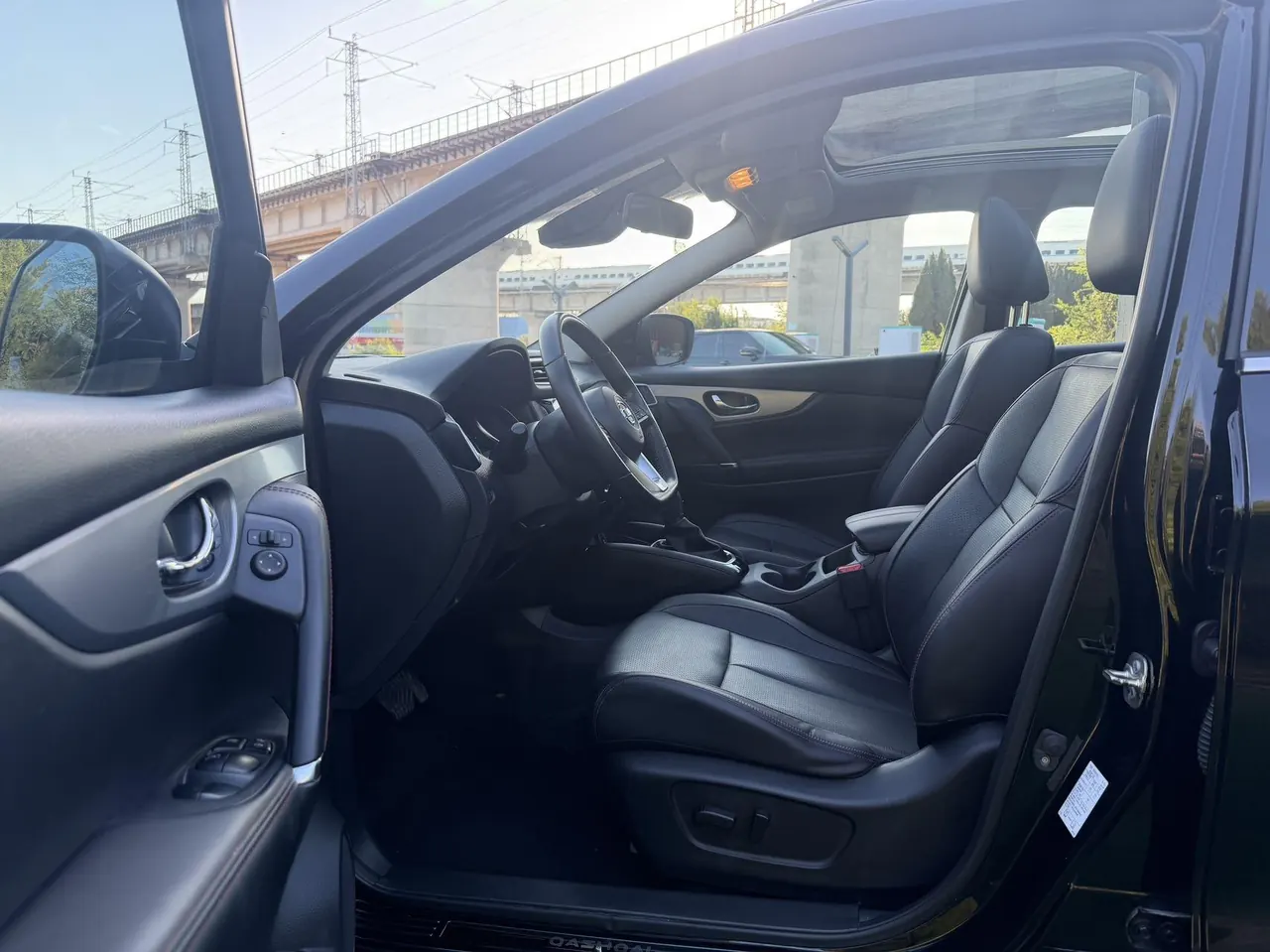Nissan 2022 Xiao Ke 2.0 Stepless XV Prem Deluxe Edition Automatic Gear 8