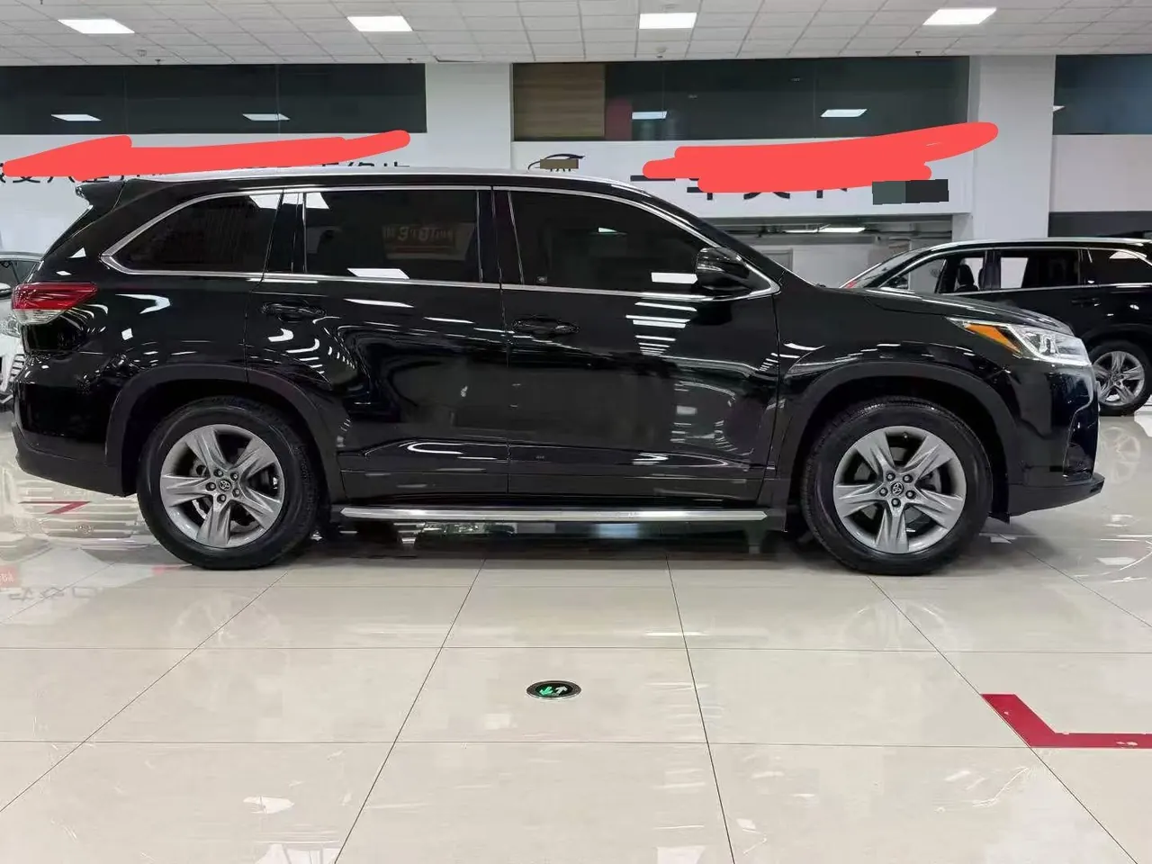 Toyota 2021 Highlander 2.0T 4-wheel drive Elite Edition 7-seat automatic gear 3