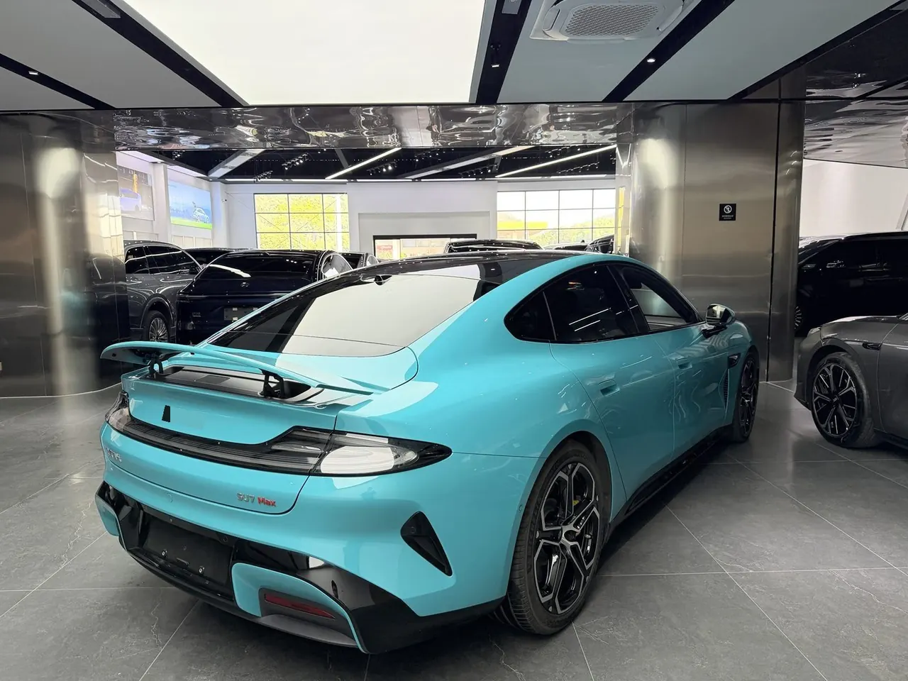 MI 2024 SU 7 800km 4-wheel drive ultra-long endurance high-end smart driving Max version automatic gear 4