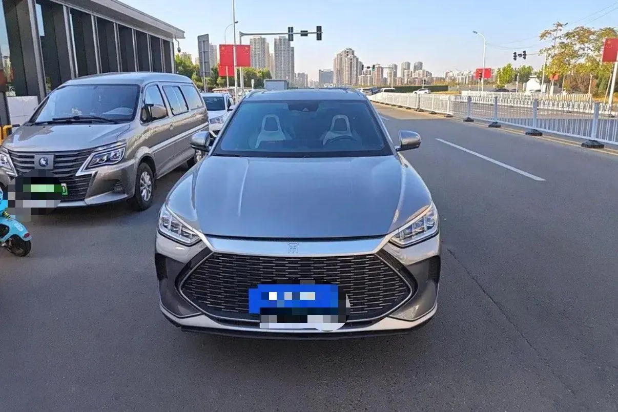 BYD Song PLUS New Energy 2022 Song PLUS DM-i 1.5 Stepless 110KM Flagship PLUS 5G Edition Automatic Gear 2