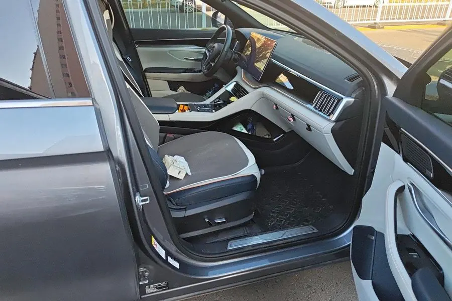 BYD Song PLUS New Energy 2022 Song PLUS DM-i 1.5 Stepless 110KM Flagship PLUS 5G Edition Automatic Gear 7