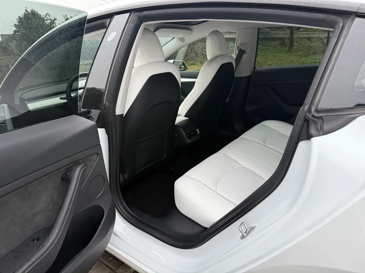 Tesla 2022 Model 3 rear-wheel drive version of automatic transmission 12