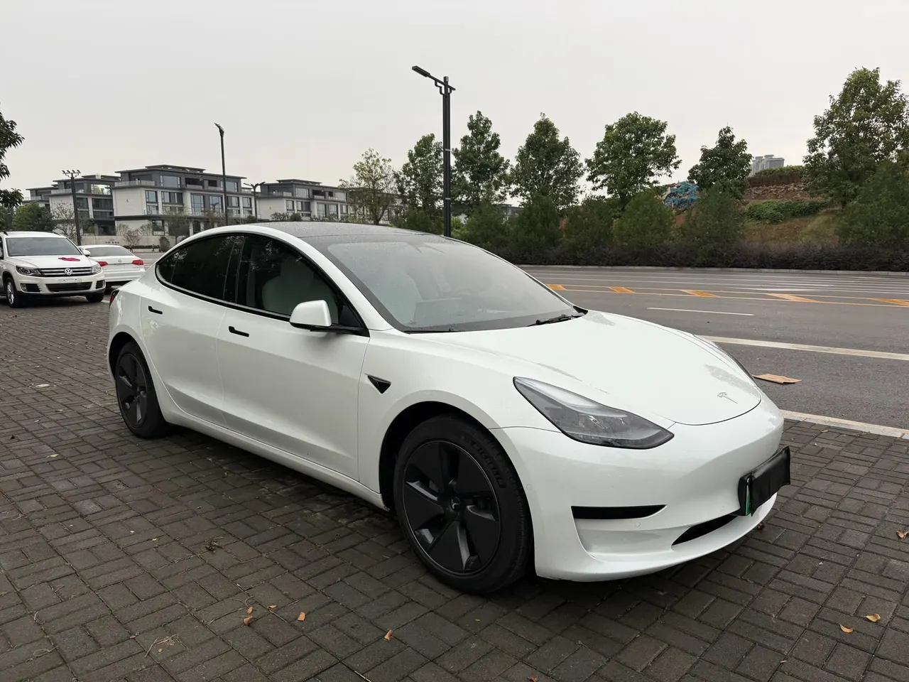 Tesla 2022 Model 3 rear-wheel drive version of automatic transmission 7