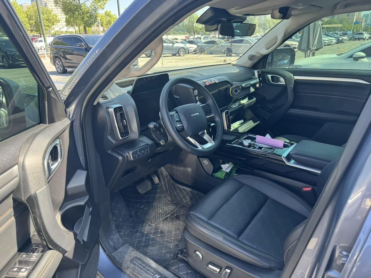 Haval 2022 big dogs 1.5T two-wheel-drive border animal husbandry version automatic gear 2
