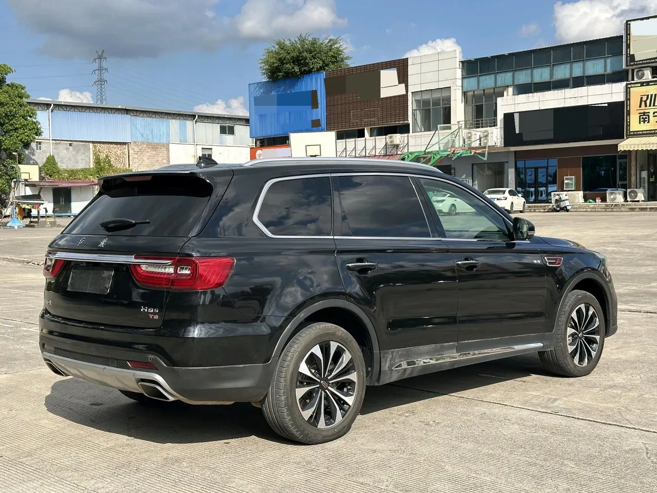HongQi 2022 HS7 3.0T 4-wheel drive smart flag-sharing version 5-seat automatic gear 2